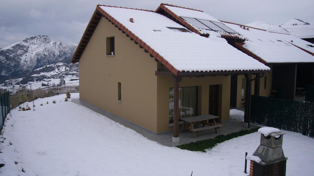Apartamentos La Senda San Juan de Parres Exterior photo