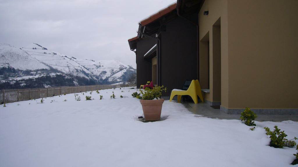 Apartamentos La Senda San Juan de Parres Exterior photo