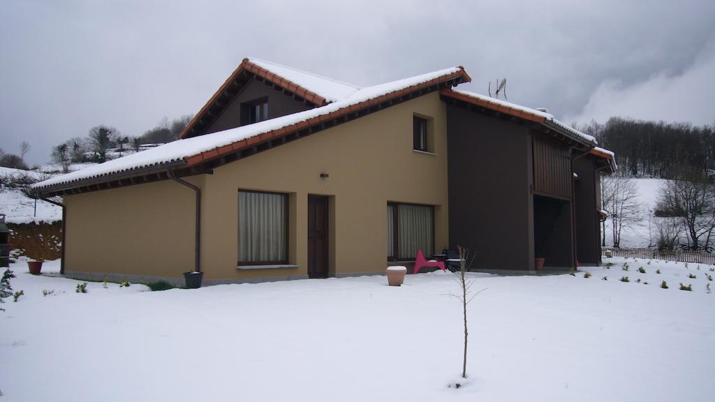 Apartamentos La Senda San Juan de Parres Exterior photo